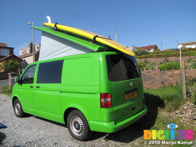 SX14110 Popup up with big yellow surfboard on roofrack